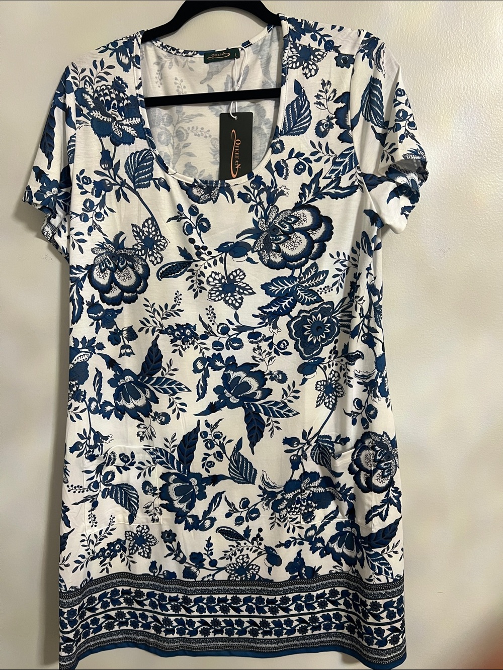 Women's Blue Floral Scoop Neck Tunic Dress